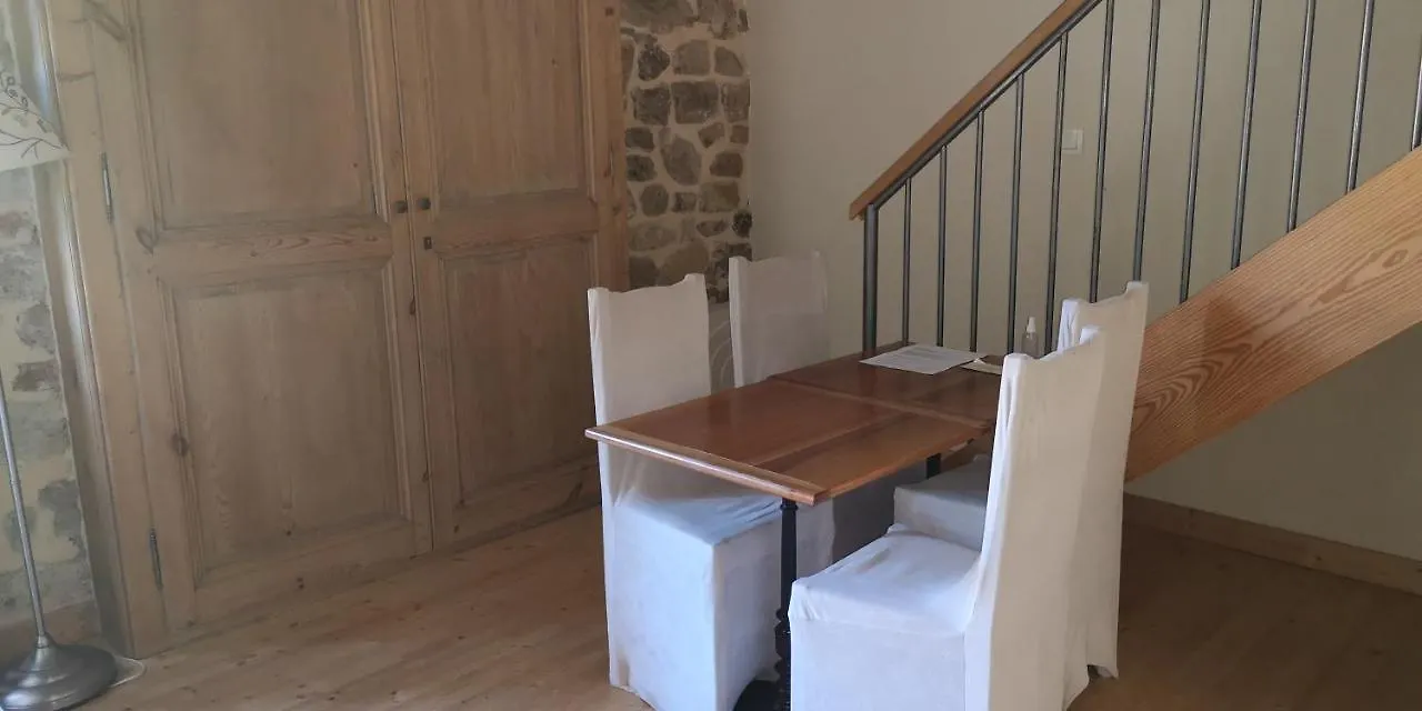 Chambres Auberge De Thorrenc Guest house
