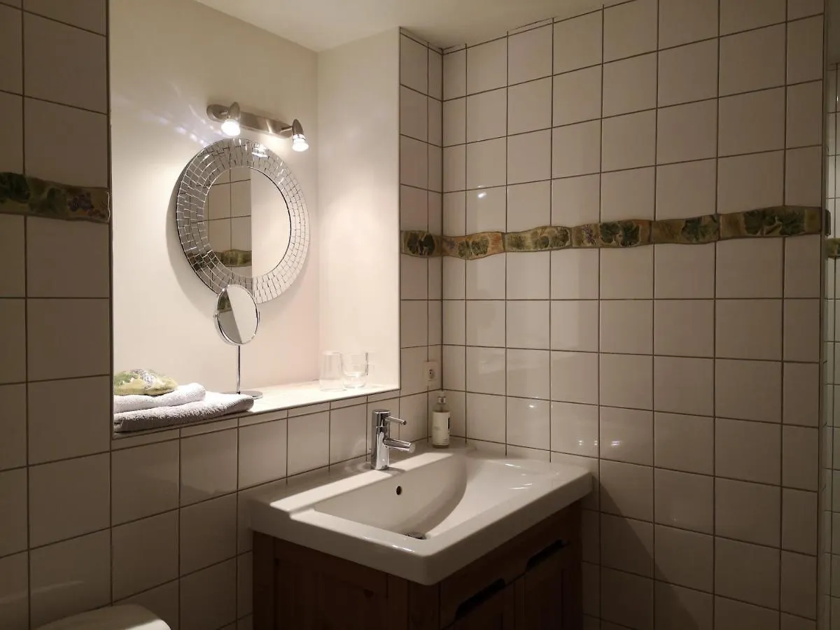 Chambres Auberge De Thorrenc 0*,
